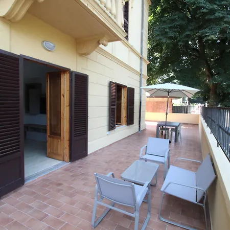 The Old Bell 아파트