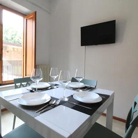 Apartment The Old Bell Siena