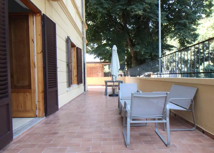 The Old Bell Apartment Siena